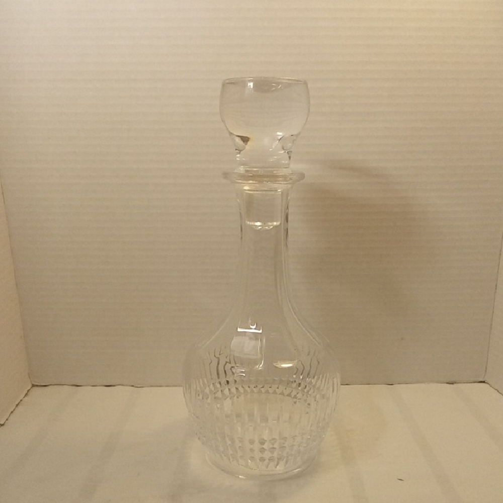 Cristal D Arques Clear Glass Decanter with Stopper Diamant